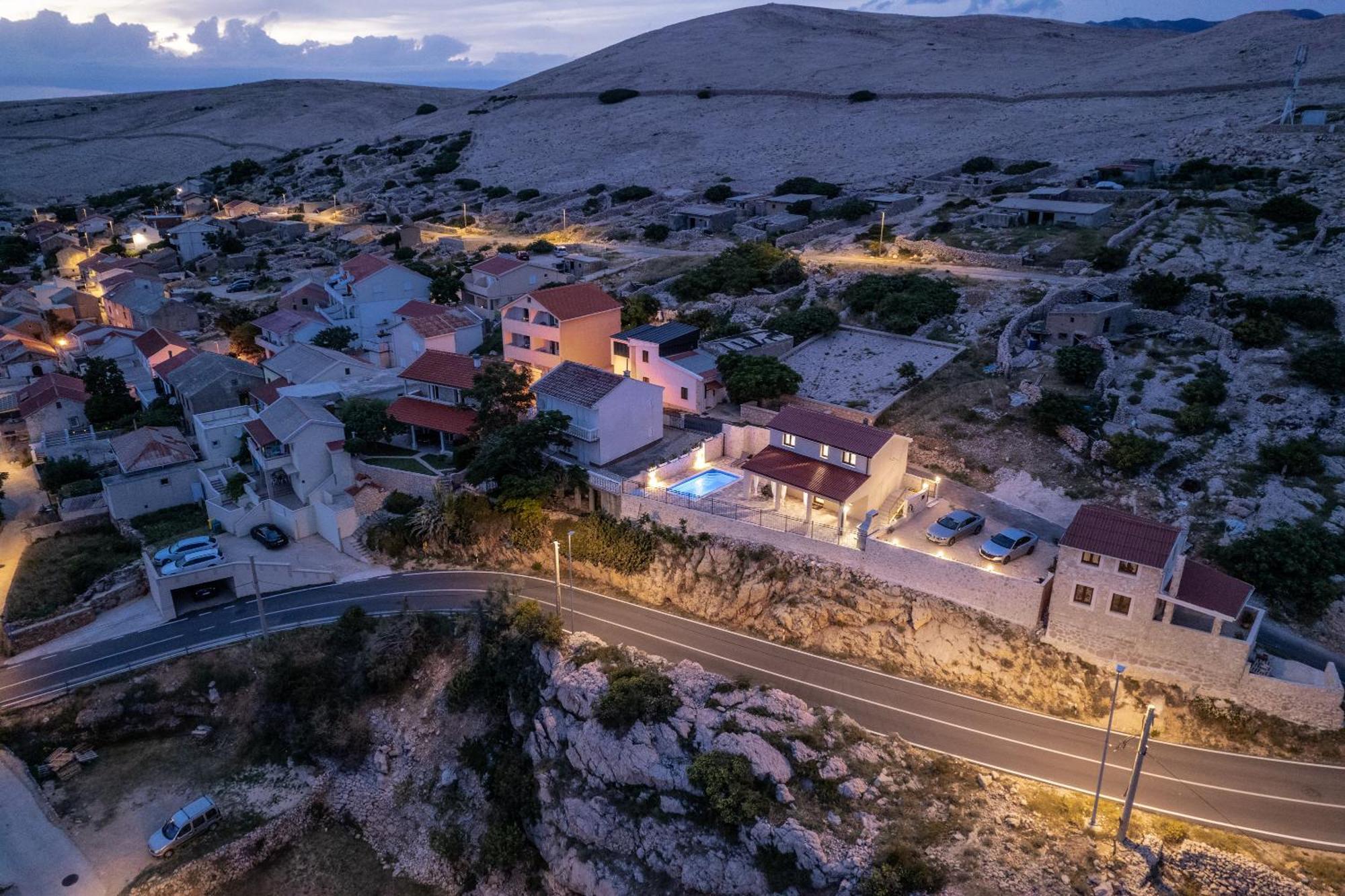 Villa Kamia With Private Heated Pool And Electric Vehicle Adapter Zubovići Екстериор снимка