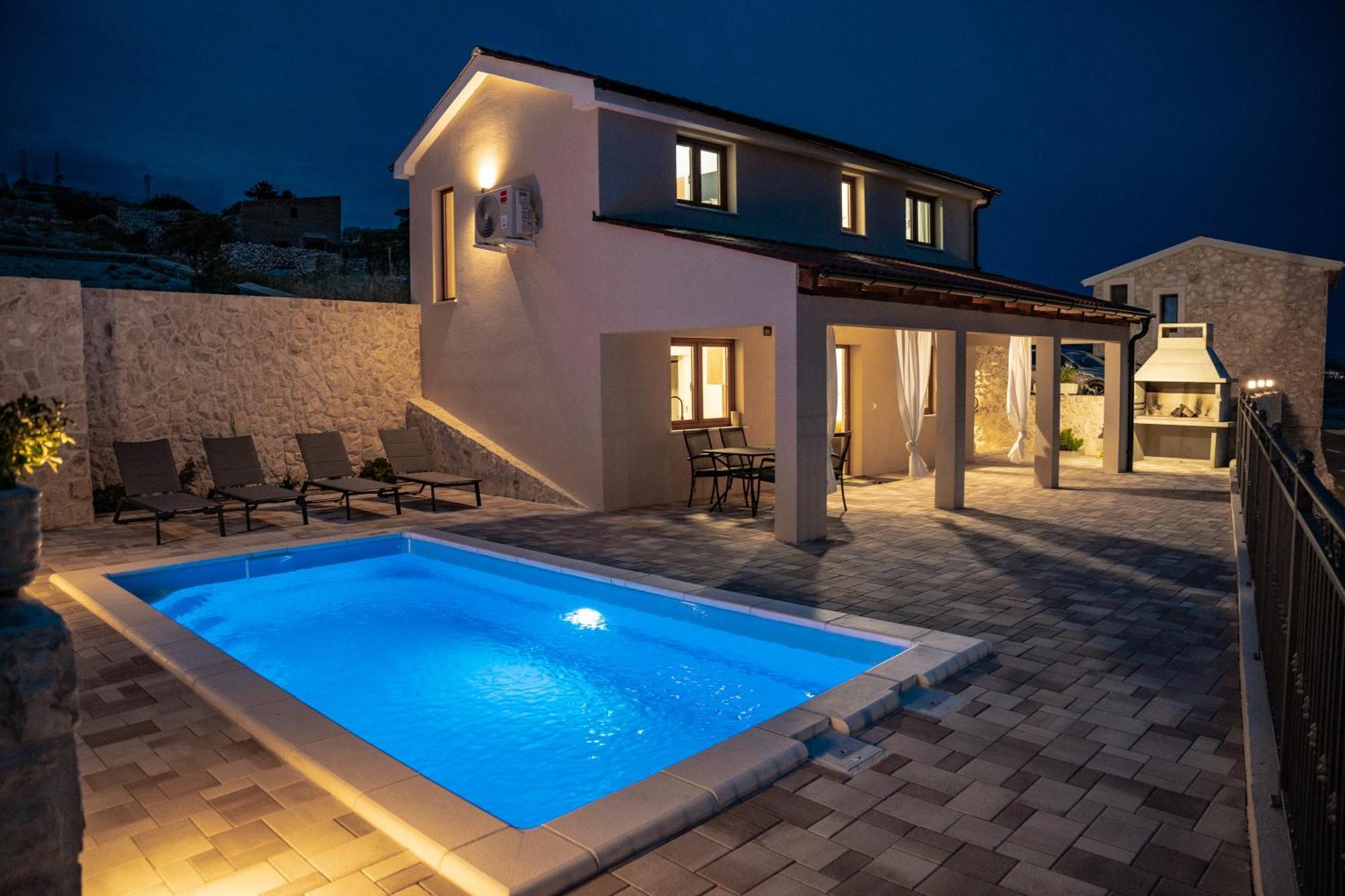 Villa Kamia With Private Heated Pool And Electric Vehicle Adapter Zubovići Екстериор снимка