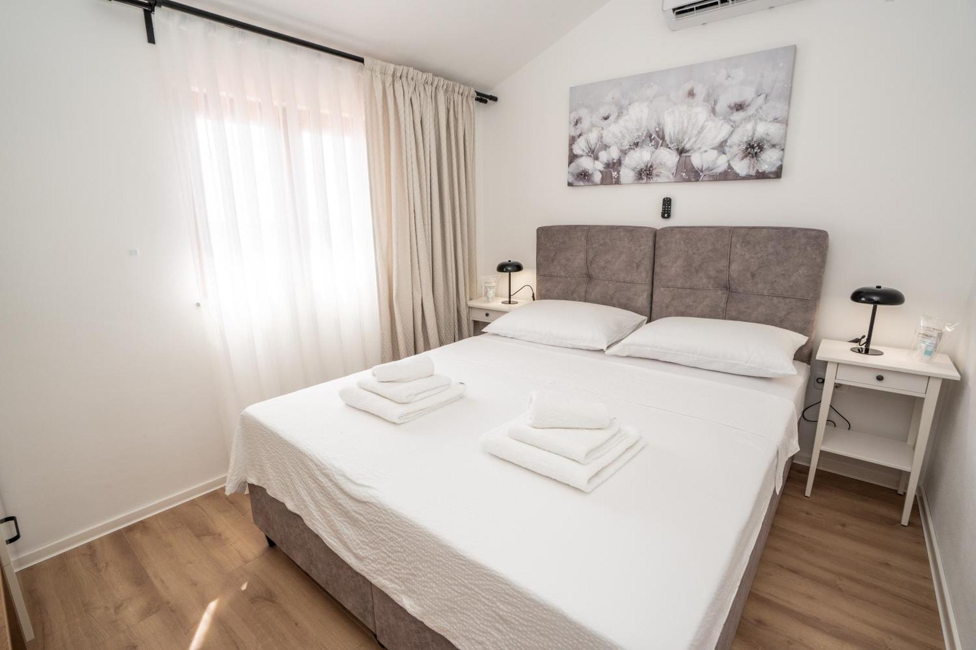 Villa Kamia With Private Heated Pool And Electric Vehicle Adapter Zubovići Екстериор снимка