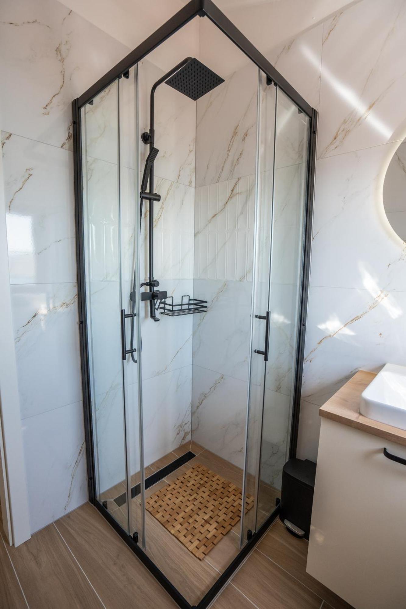 Villa Kamia With Private Heated Pool And Electric Vehicle Adapter Zubovići Екстериор снимка