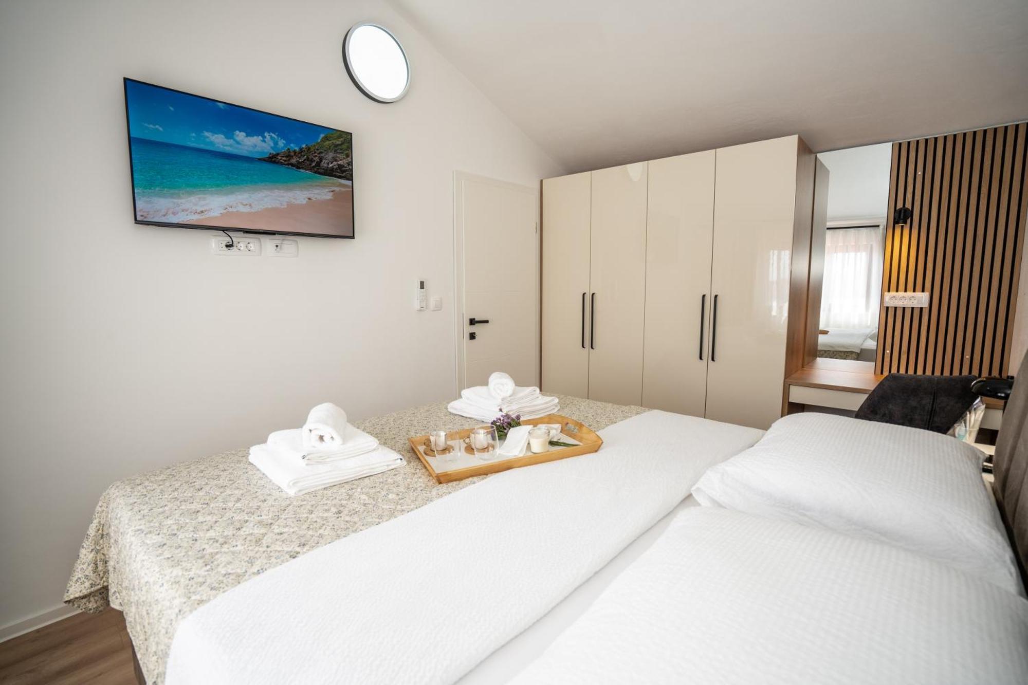 Villa Kamia With Private Heated Pool And Electric Vehicle Adapter Zubovići Екстериор снимка